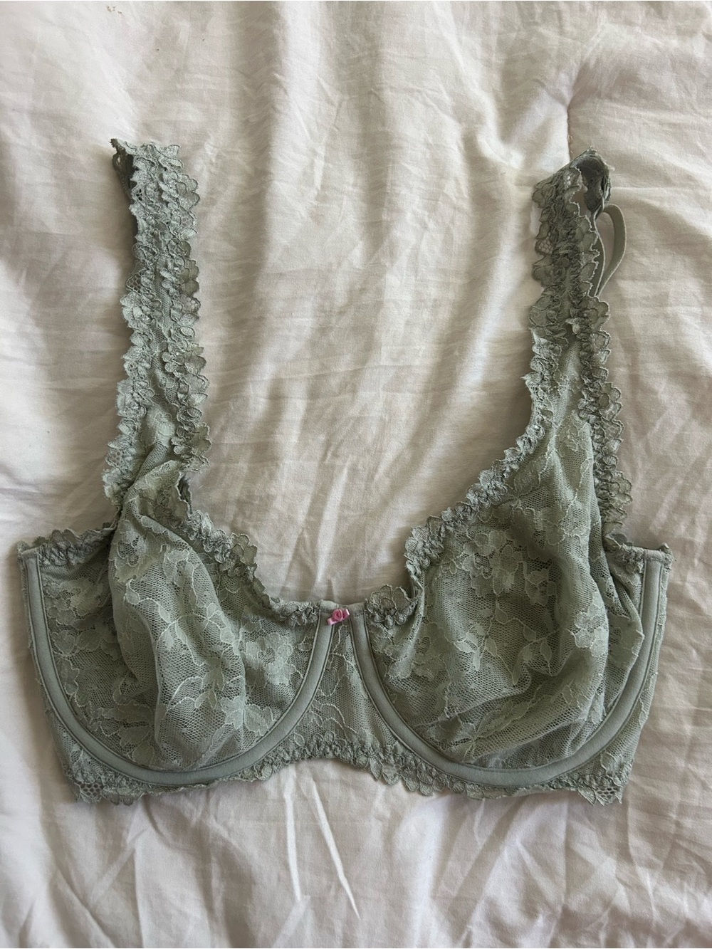 SKIMS laced underwire bra